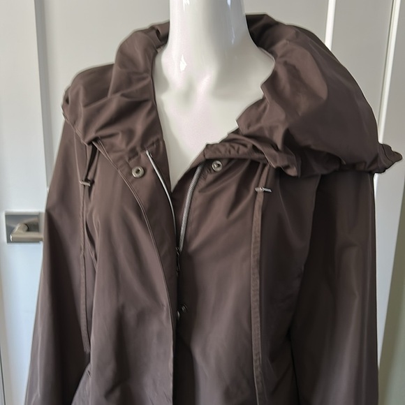 Hilary Radley Lightweight Jacket - Picture 6 of 15